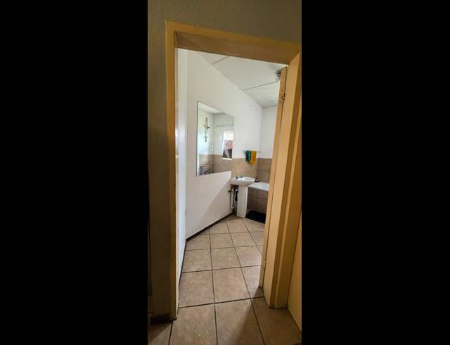 2 BEDROOM APARTMENT FOR SALE IN OLIEVENHOUTBOSCH